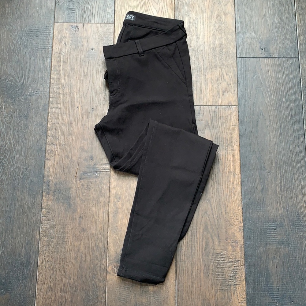 Kut from the Kloth • ponte style pant